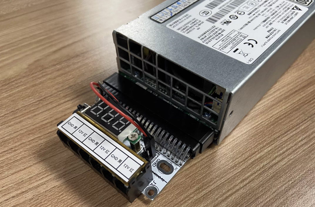 CRPS Server PSU to 12V DC Power Breakout Board with Digital Voltmeter